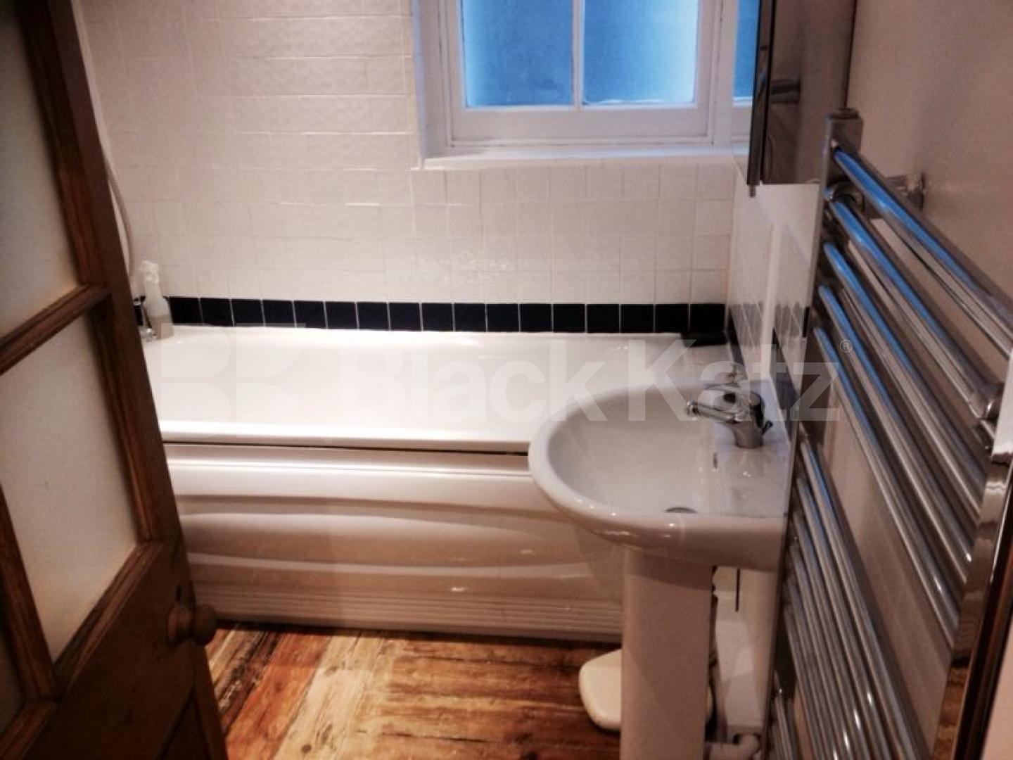 			NEW INSTRUCTION, 2 Bedroom, 1 bath, 1 reception Apartment			 Chester Way, Kennington 